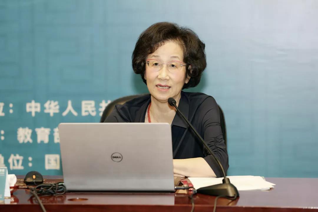 北大燕京学堂院长袁明出席教育部“中外人文交