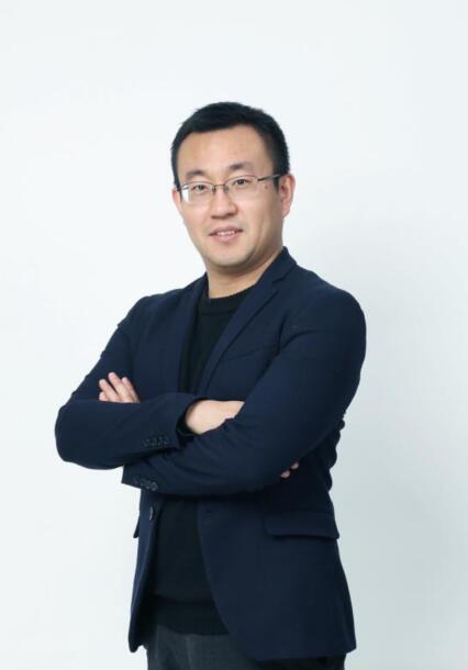 助力物管行业 共建智慧社区 专访新潮传媒集团高级副总裁郭丰源