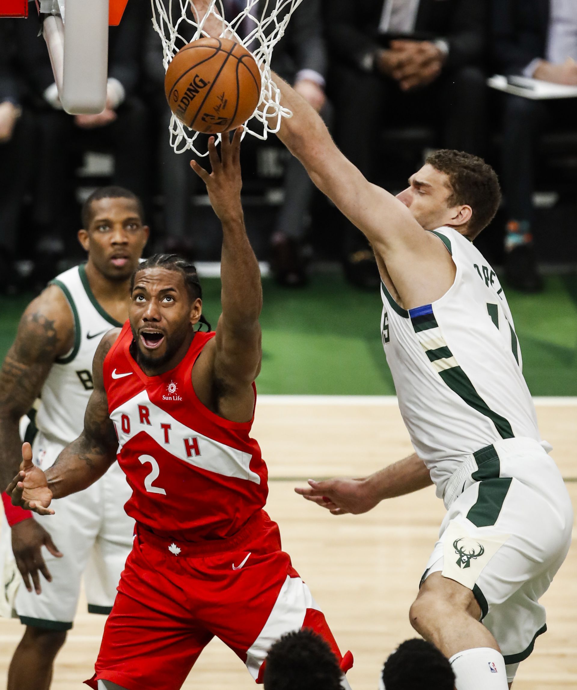NBA总决赛前瞻：猛龙奇迹延续，勇士实力笑傲？