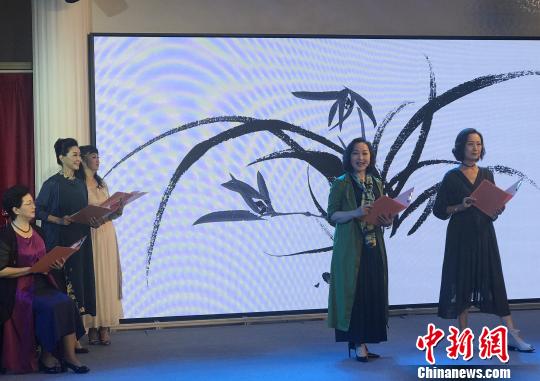 星海1号首航文艺鉴赏晚会 索有为 摄
