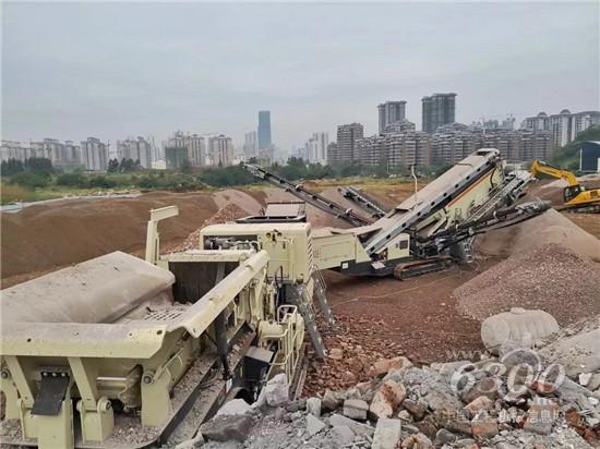 治理建筑垃圾，还看柳工美卓！