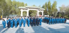 青山埋忠骨魂牽戈壁灘