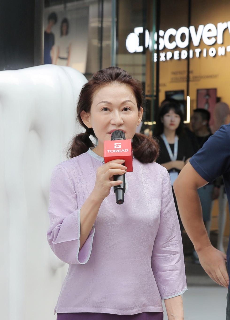 探路者极地概念店MEGA STORE开业