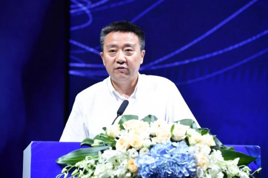AI赋能产业价值链，时尚产业人工智能创新研究院共建于大浪签约