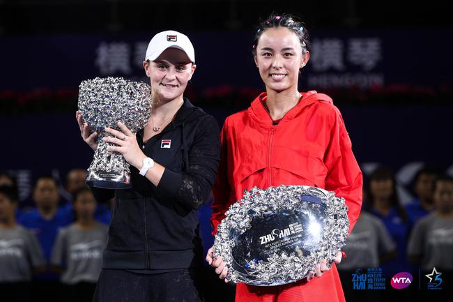 2018珠海WTA超级精英赛女单冠亚军