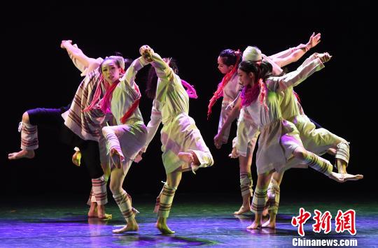 “闽台民间舞蹈创作人才培养”学员展成果