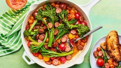 每周膳食计划:鸡肉沙瓦玛，罗梅斯科意面，和一