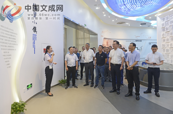 文成县委书记刘中华率我县党政代表团赴瑞安开