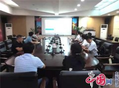 调研企业创新 送任科技人才