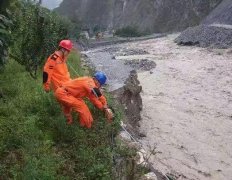 泥石流导致四川汶川2万多用户停电 汶川县城已恢复供电