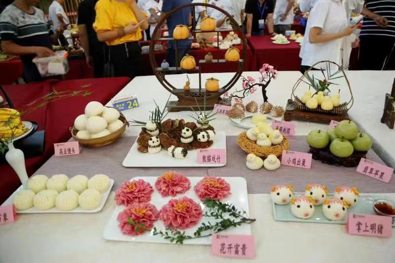 合肥高新区：青松食品在第六届发酵面食大赛中斩获唯一一个团体金奖