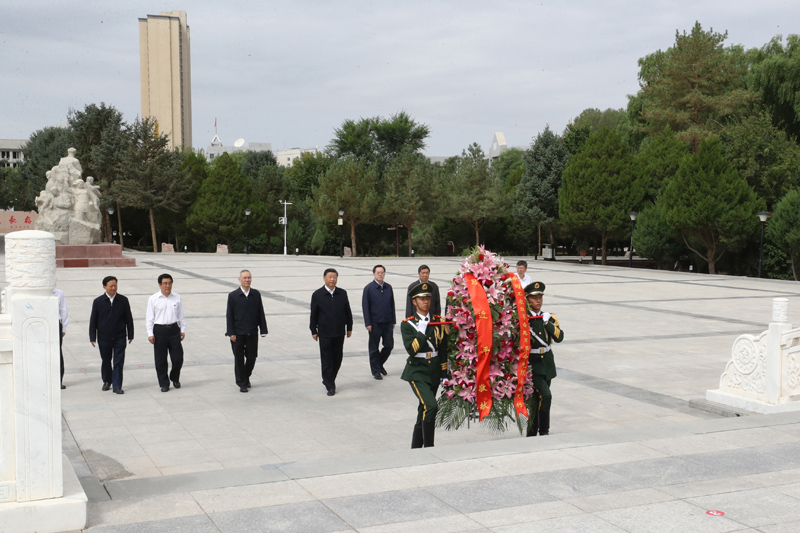 习近平：团结一心开创富民兴陇新局面