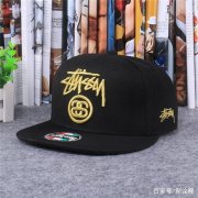 三分钟弄懂：为什么绣着STUSSY的帽子和衣服会这
