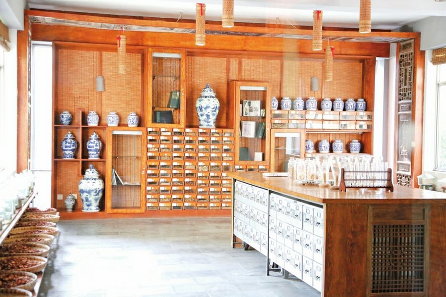 打造复合型康养人才培育基地