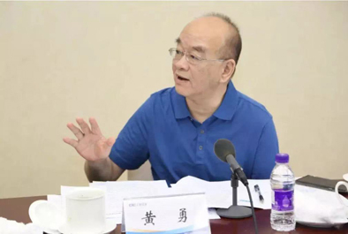行业专家：二选一不具备严格法律意义