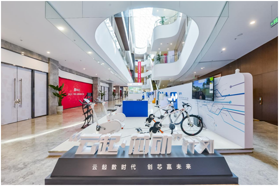 在青岛感受闻得到的电影——气味数字科技产业合作发展高峰论坛举行