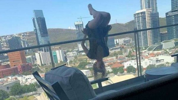 高危动作需谨慎！墨西哥女子练瑜伽24米高坠落奇