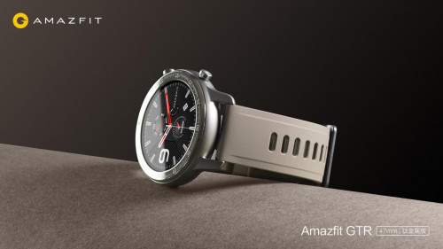 苹果发Apple Watch Series5 配华米科技Amazfit同款钛金
