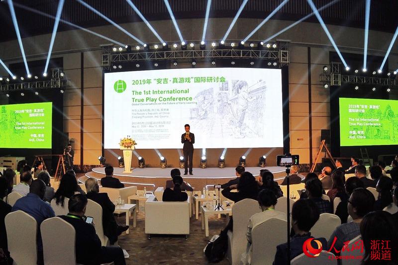 南京科技周：邀你探秘直升机实验室