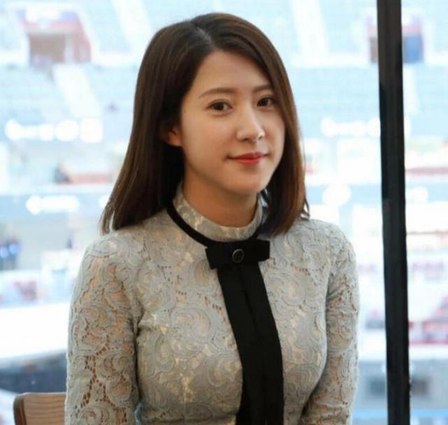 中超最美女记者，曾经因捏造新闻被迫辞职，如