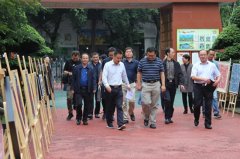 人社部人事管理司梁江副司长一行到东坡区调研
