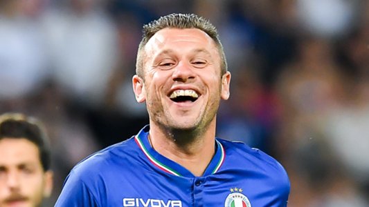 皇马旧将:最希望巴萨拿欧冠 我爱梅西他是史上最