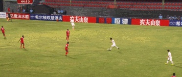 开门红！国足5-0马尔代夫 艾克森2球创历史 三人破门