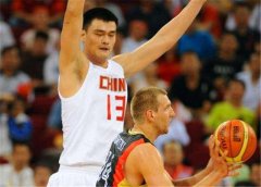 中国男篮的奇迹!黄金1代赢3强队 04赢世界冠军