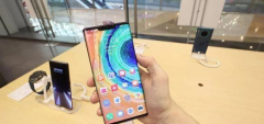 华为Mate30与Mate30pro差1500，到底差在哪？对比后你