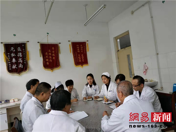 海兴县卫健局健康扶贫政策宣传月活动总结