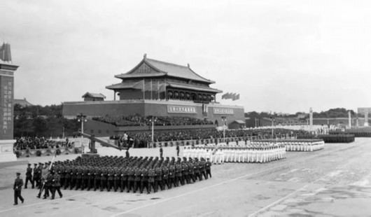1年1张 我们的70年