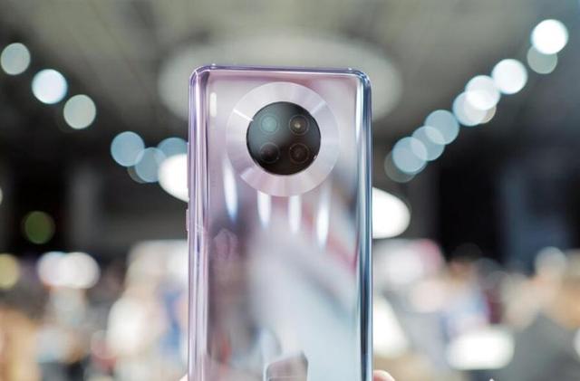 为什么华为Mate30放弃2K屏幕
