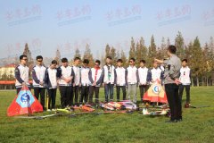 北大、清华等60余所高校代表走进校园 与二中学子、家长面对面交流