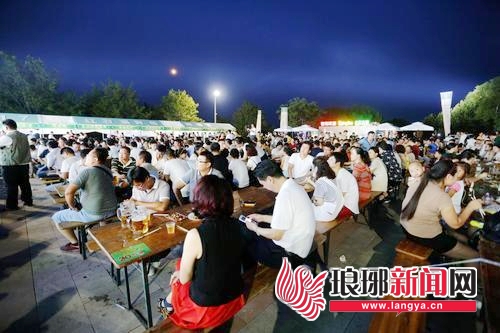 夜间演出主题灯会 夜游成临沂旅游消费升级新利器