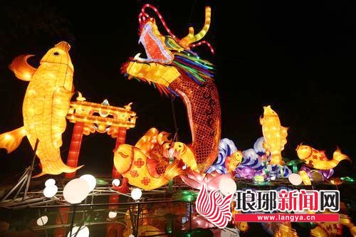 夜间演出主题灯会 夜游成临沂旅游消费升级新利器