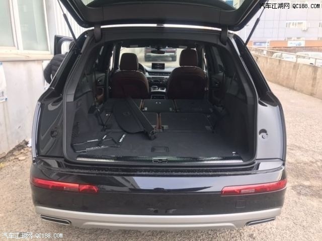 19款奥迪Q7 3.0T Technik科技版现车体验