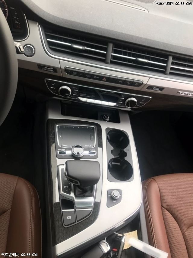 19款奥迪Q7 3.0T Technik科技版现车体验