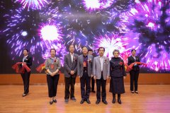 “外语人才培养成就展”落户中国网