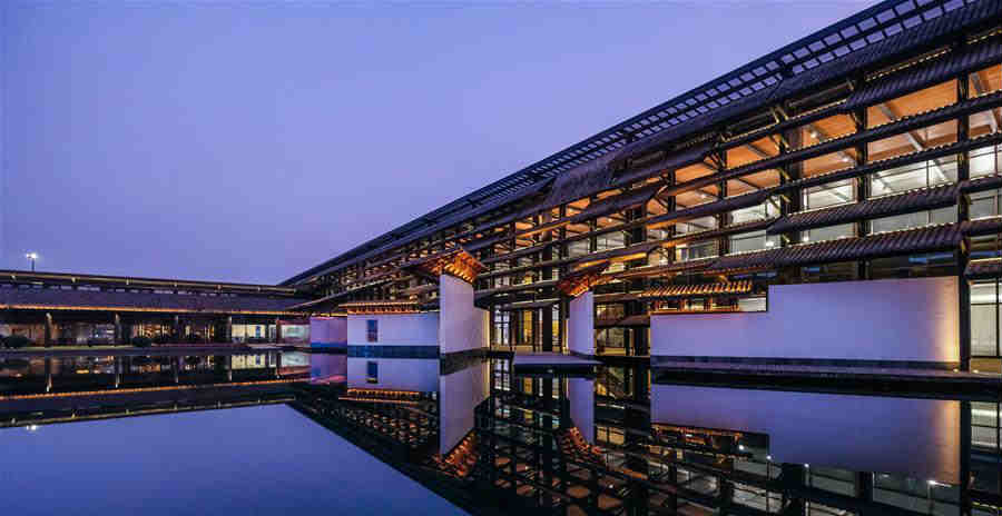 三亚人才购房新政：大专及以上学历可购一套房