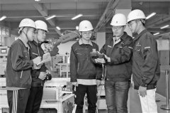 国家级教学创新团队引领人才培养模式改革