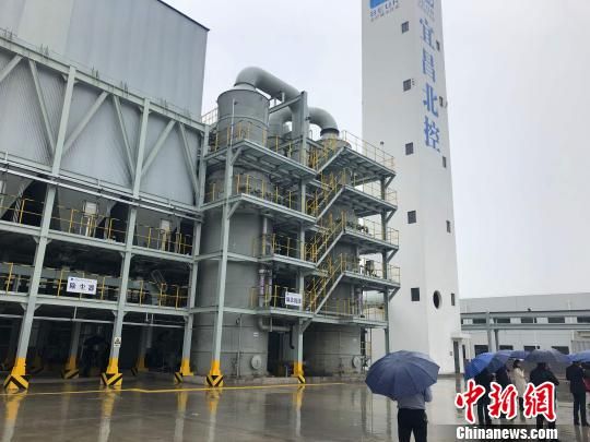 湖北宜昌：沿江化工企业有序“关改搬转”