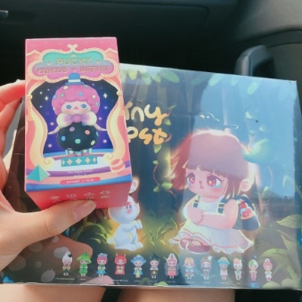 新零售时代 盲盒引领市场发展