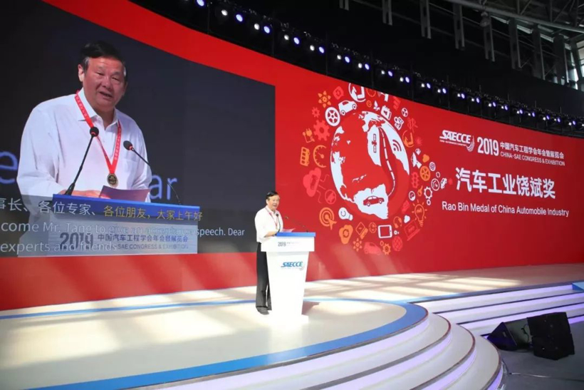 汤玉祥：挺起民族客车工业的脊梁