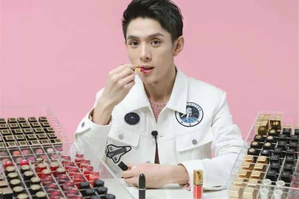 李佳琦“垄断”、MCN“失速”，短视频与电商平