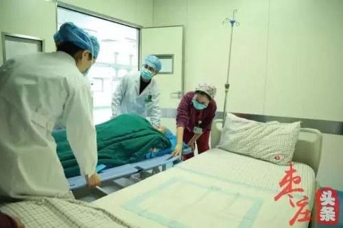 奇迹！67岁孕妇产下女婴 剖腹产母女平安