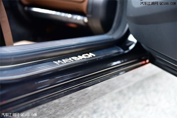 19款奔驰迈巴赫S560 高端气质科技配置座驾