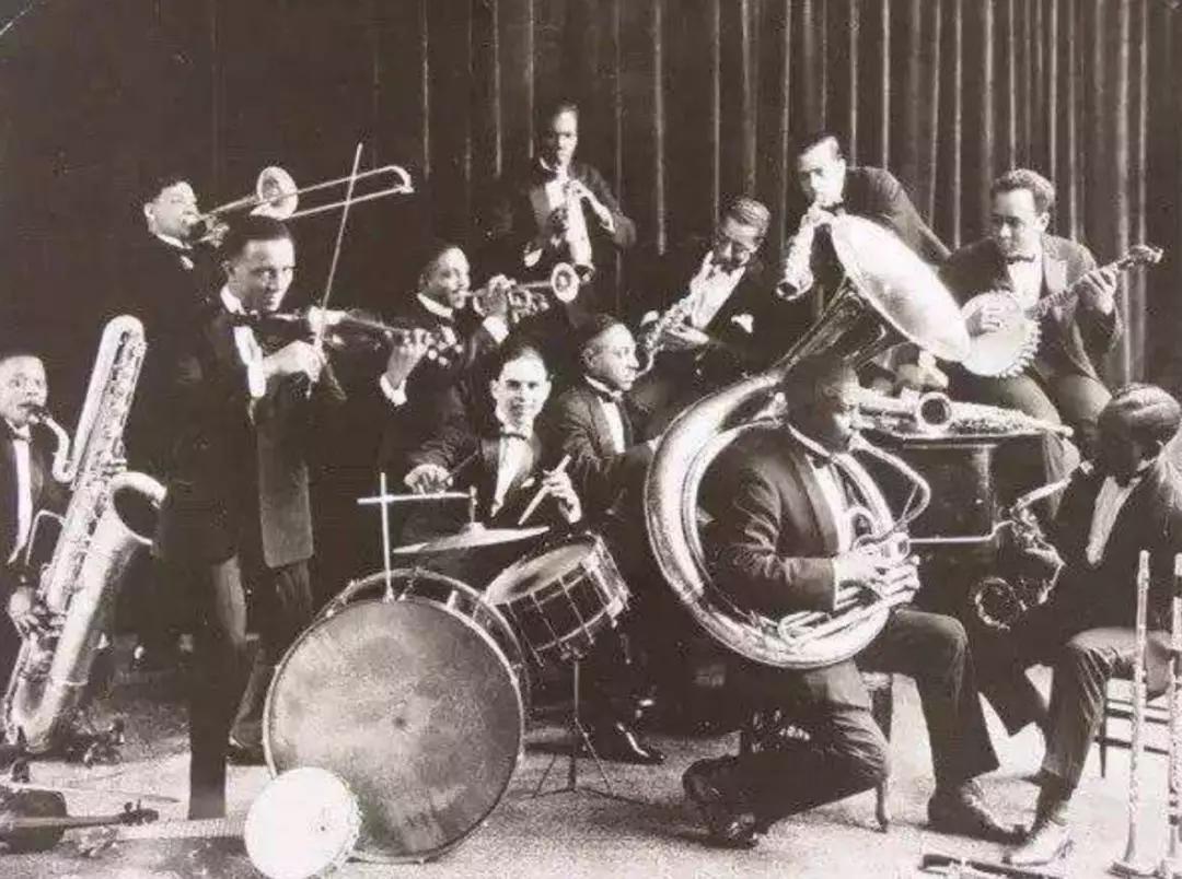 在音乐工厂中挖掘音乐人才华