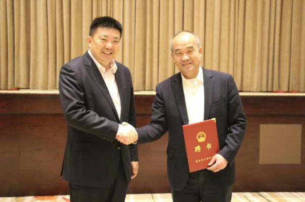 武汉市政府第八届决策咨询委员会成立,武大校