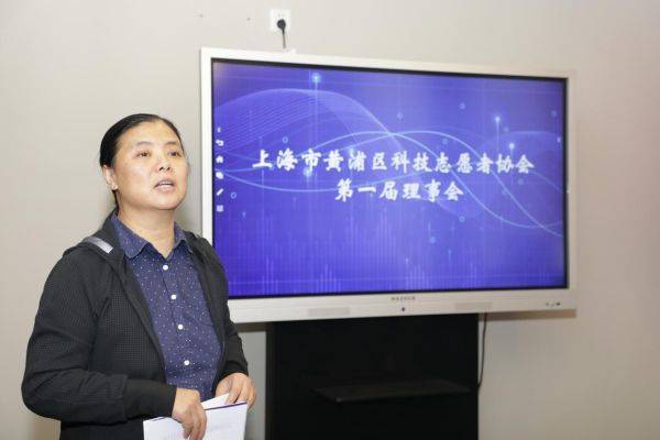 用科技创新服务社会 为科技人才搭建平台