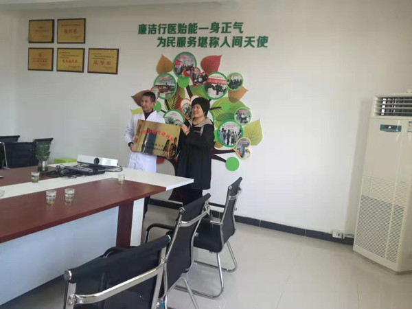 胶州医疗赴贵州镇宁县开展特色科室帮扶交流